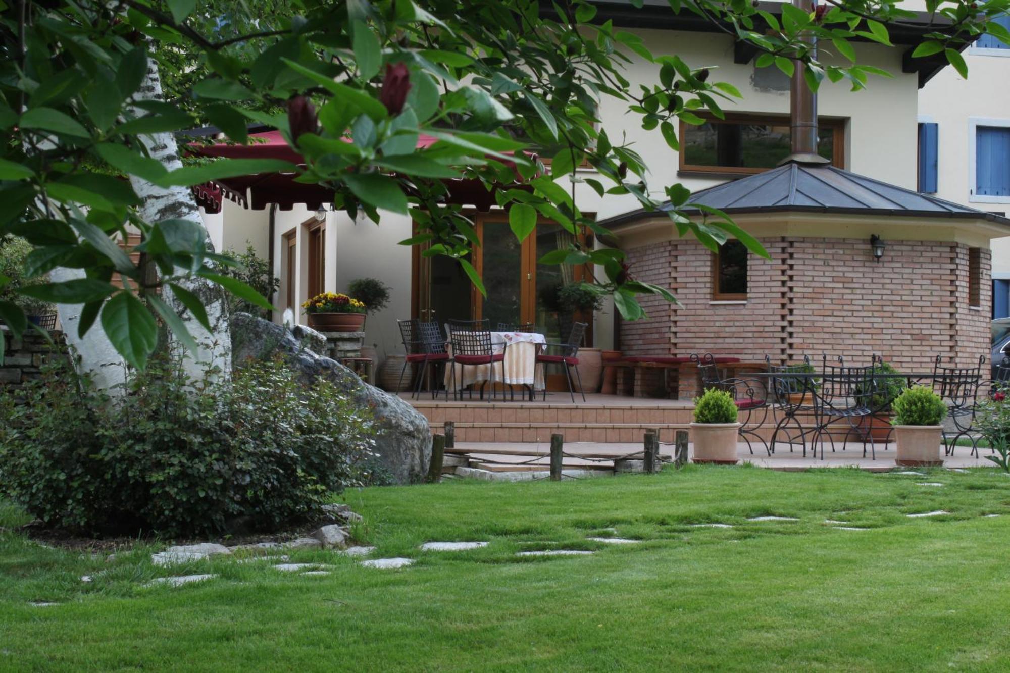 Hotel Calvi-Ristorante Mainor Vittorio Veneto Exterior foto